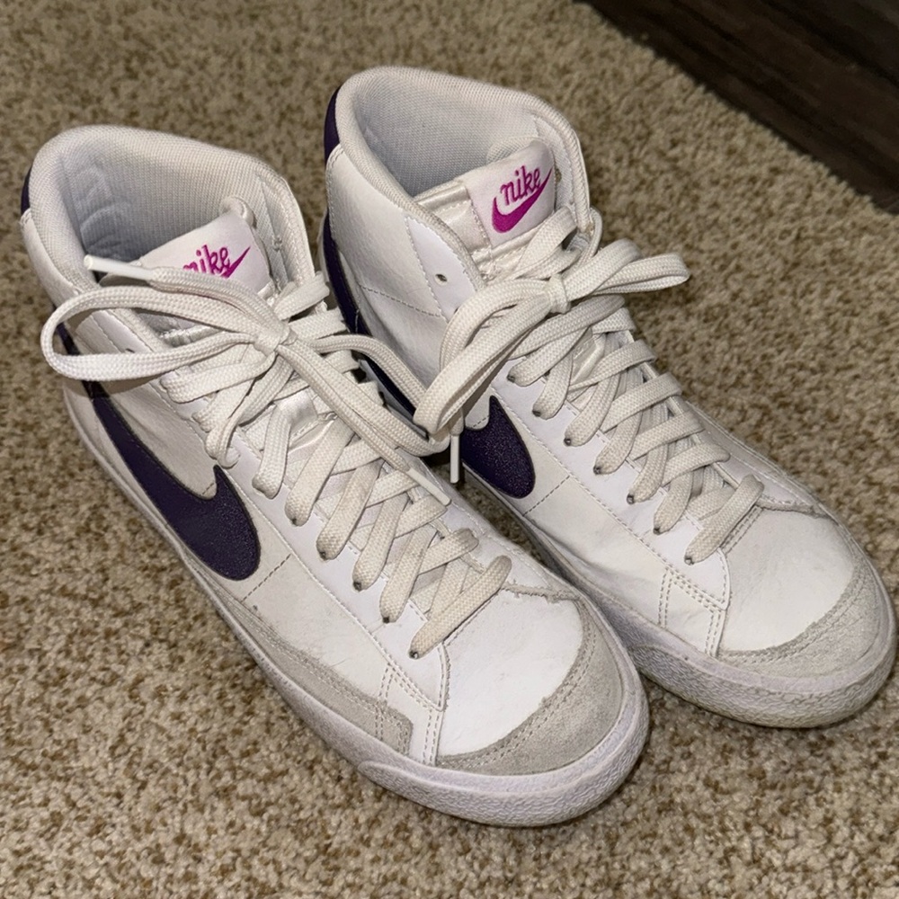 Nike Blazer Mid ‘77 purple and pink